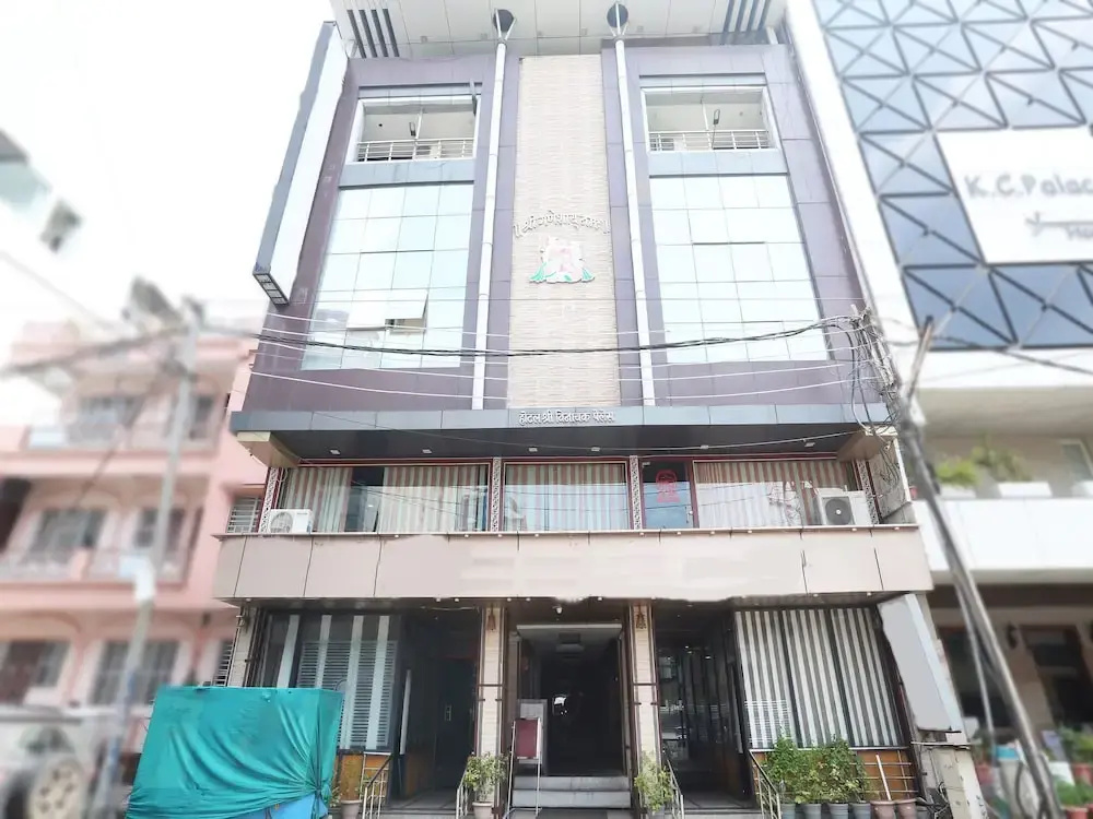 OYO Flagship 4558 The Surbhi