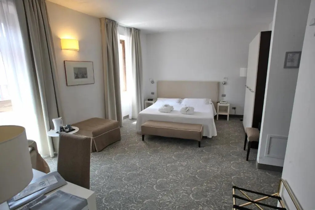 Hotel Accademia Trento - Chambres