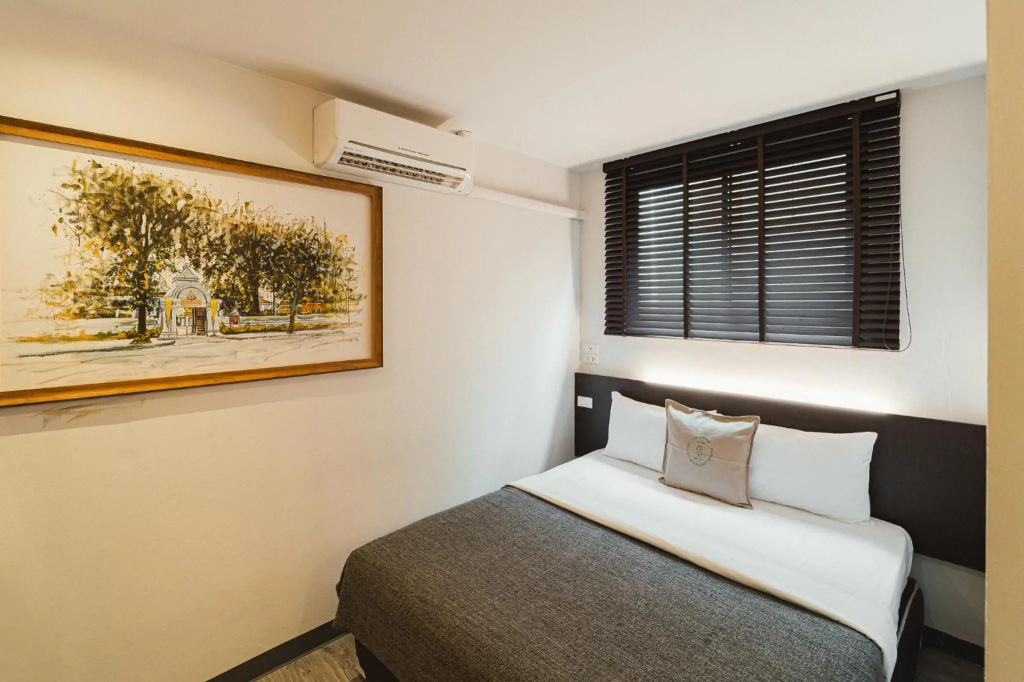 Tim Mansion Bangkok Hotel - Hotel in Samranrat, Bangkok | Reviews ...