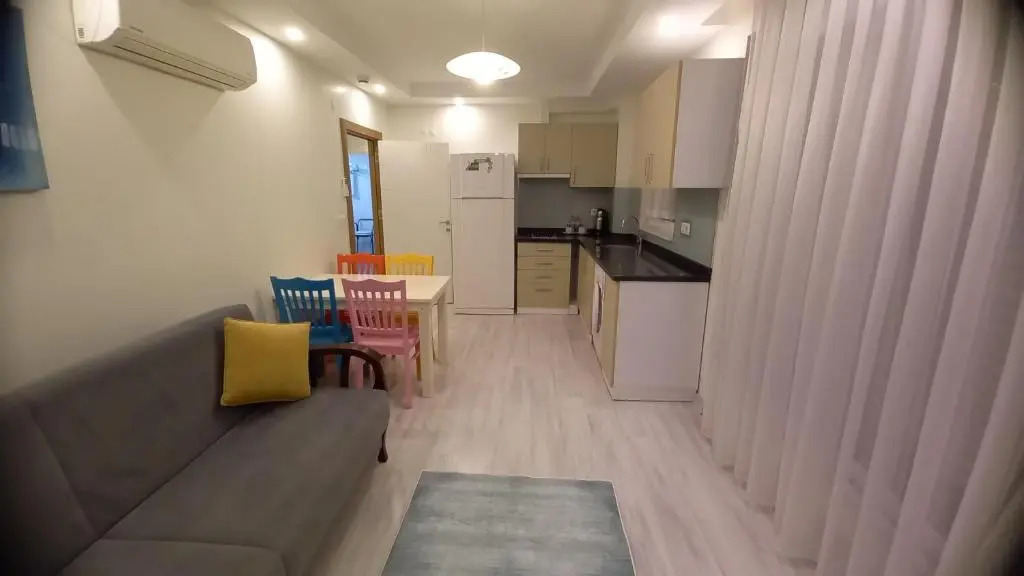 Mango Suite Apartment - фото 12