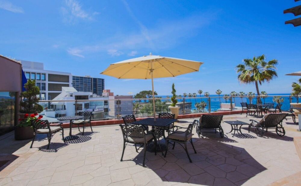 Beach & Waterfront
