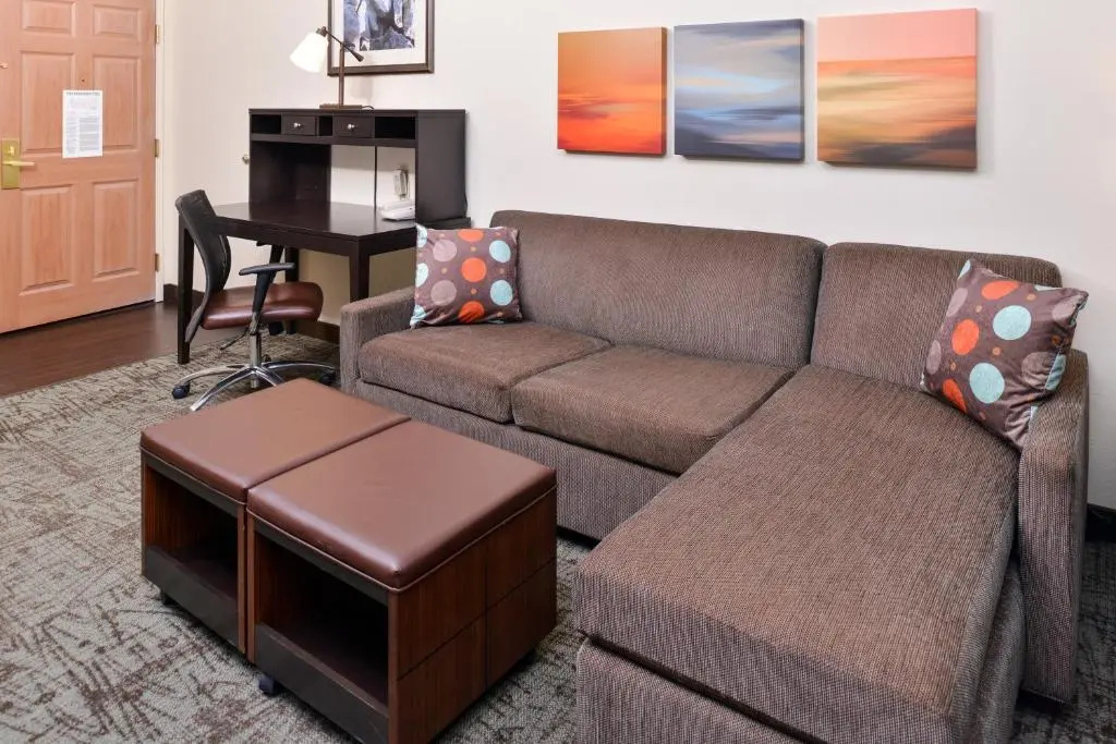 Staybridge Suites O'Fallon Chesterfield by IHG - Chambres