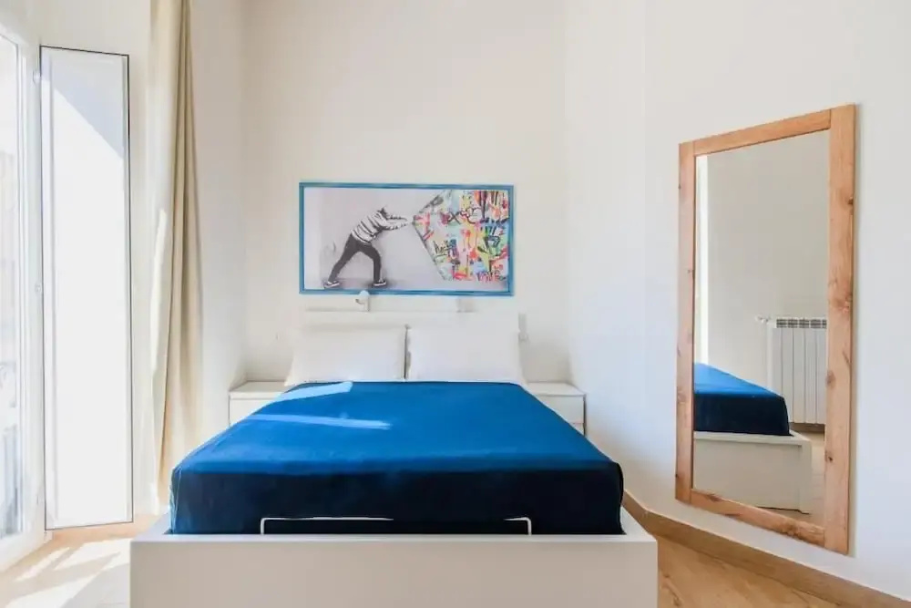 Comfort room