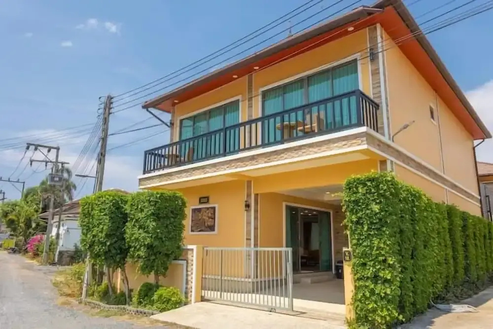 3BR Pool Villa Near Boat Avenue V29