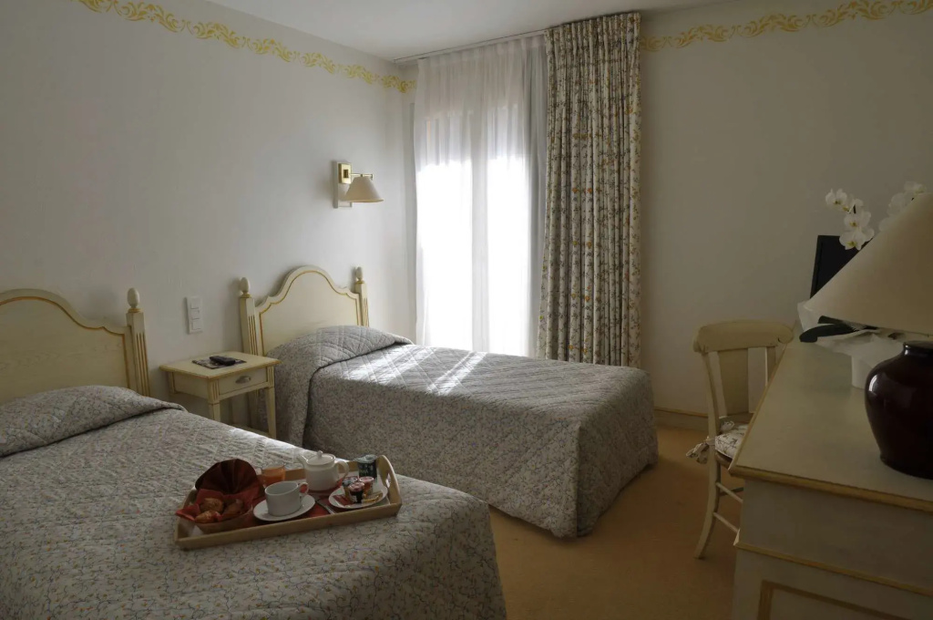 Hotel Omega - Général
