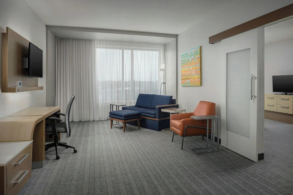 Courtyard Muncie at Horizon Convention Center - Chambres