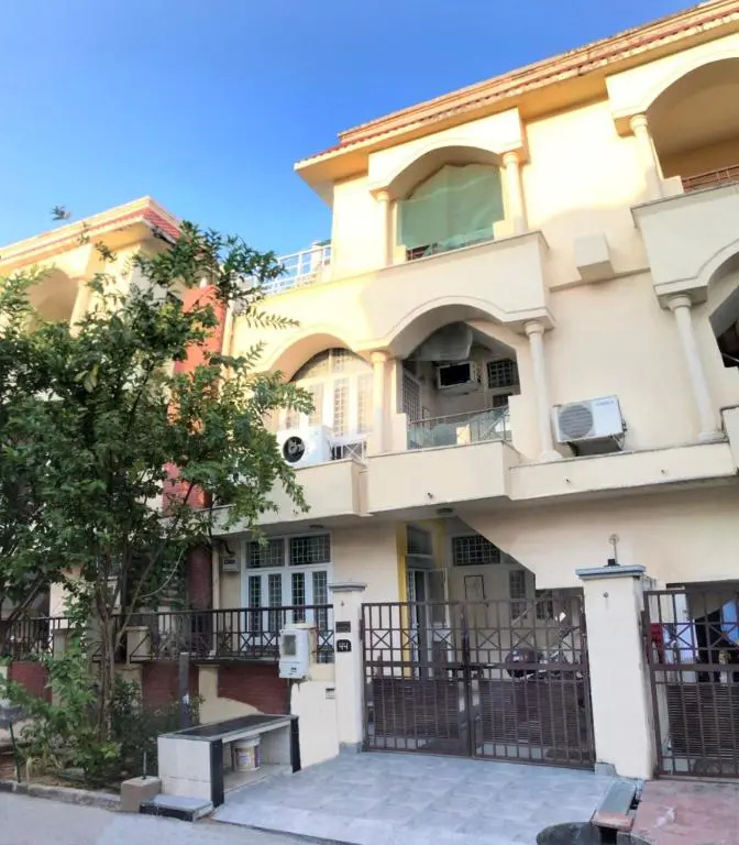 House 44 2BHK
