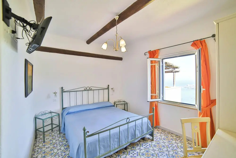 Classic room with sea view