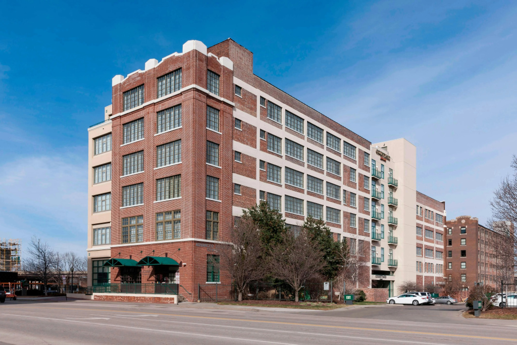 Courtyard by Marriott Omaha Downtown