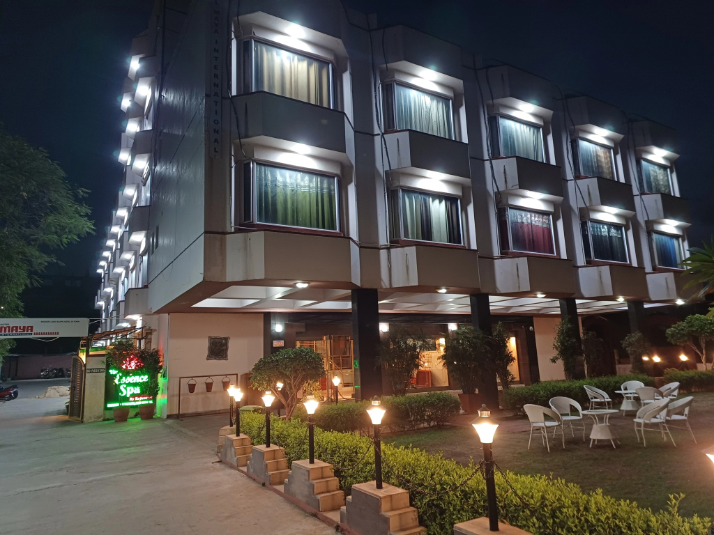 Hotel Maya International