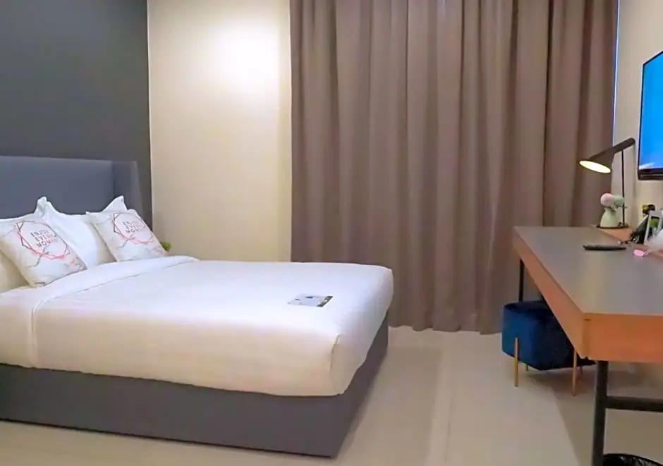 Standard Double room (full double bed)
