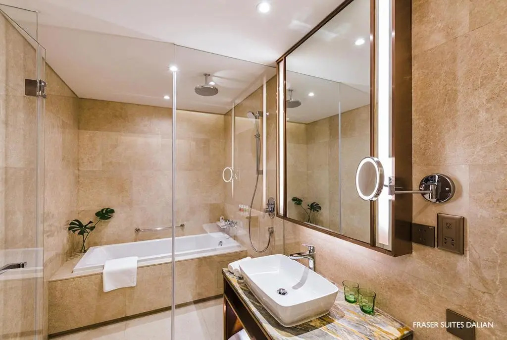 Premier room