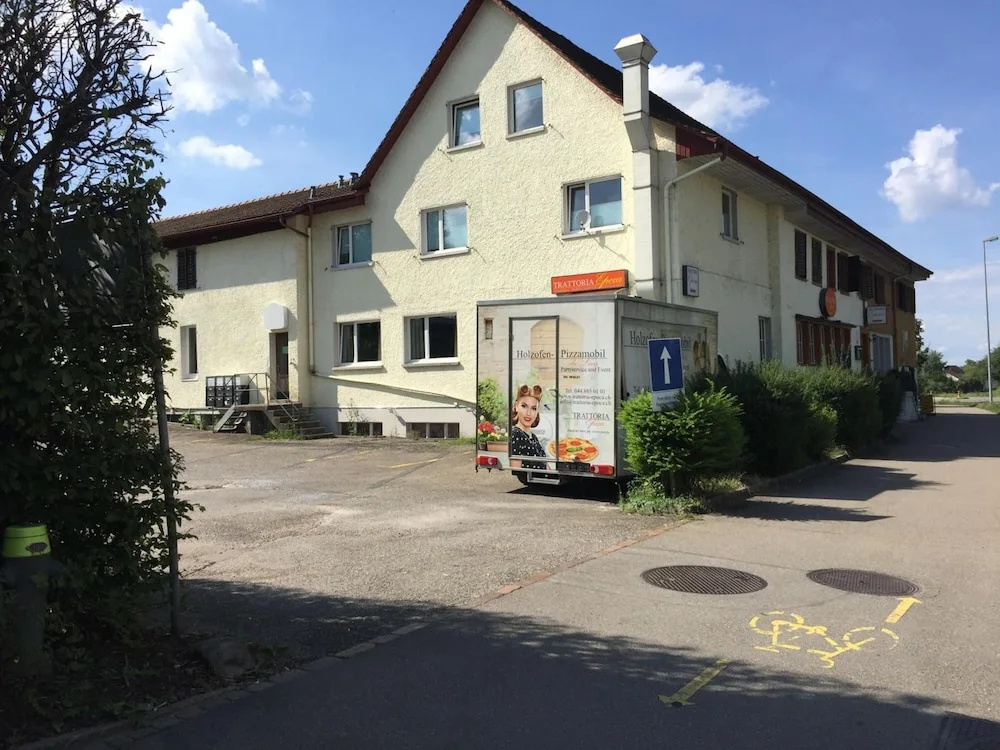 Hostel Airport Oberglatt