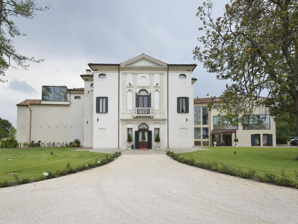 Hotel photo 44