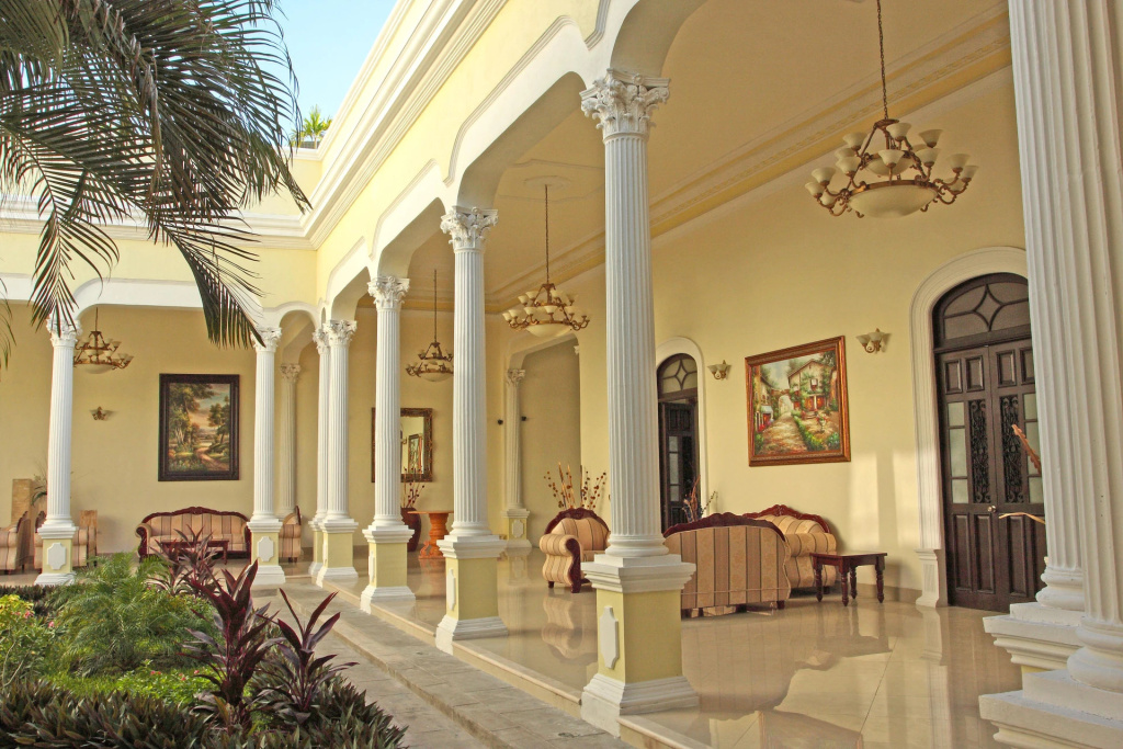 Gran Real Yucatan