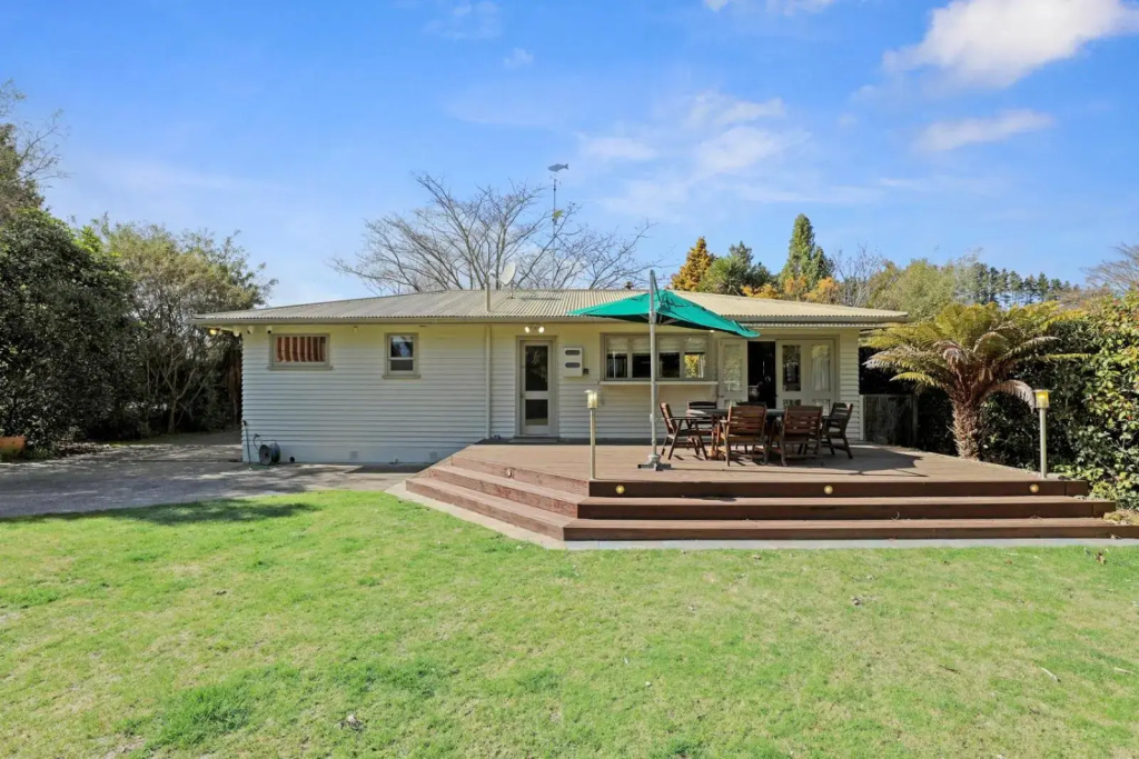 Pukeko Lodge - Tūrangi Holiday Home