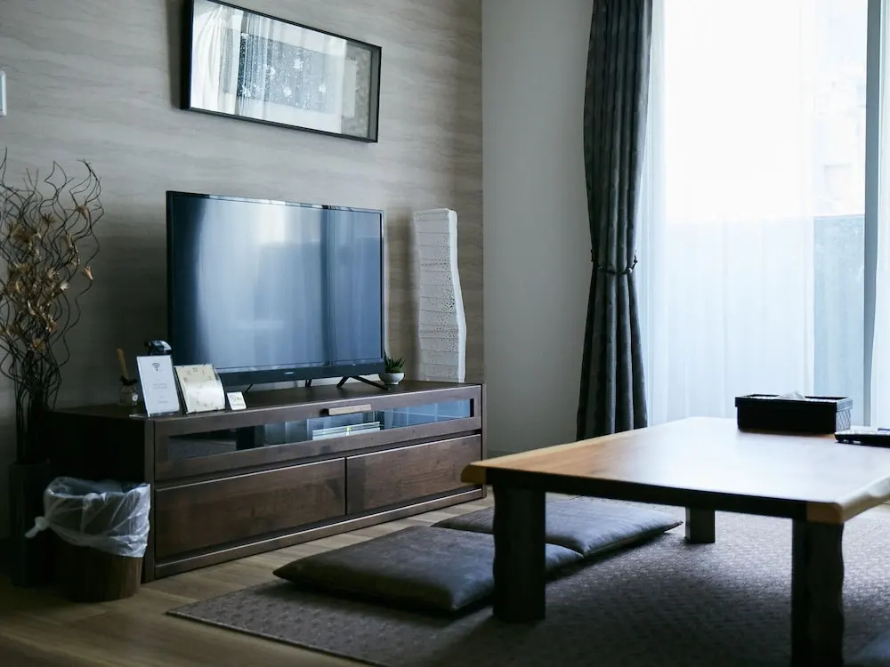 3 Bedrooms Executive Suite