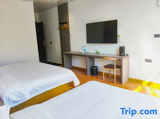 Standard Double Family room (twin beds)