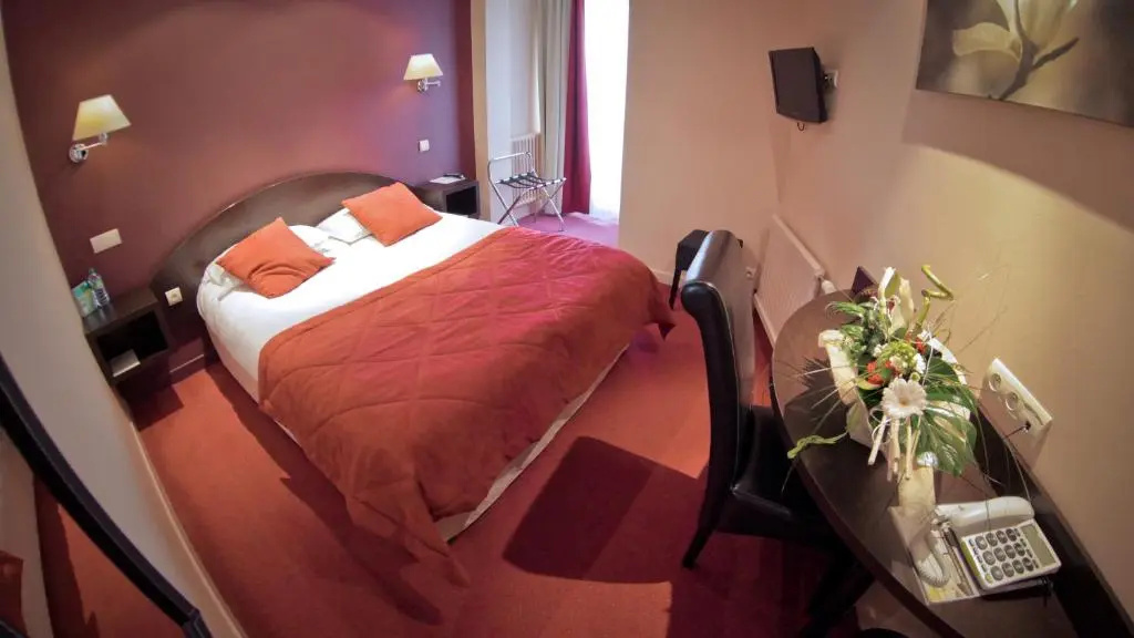 Brit Hotel Les Voyageurs - Chambres