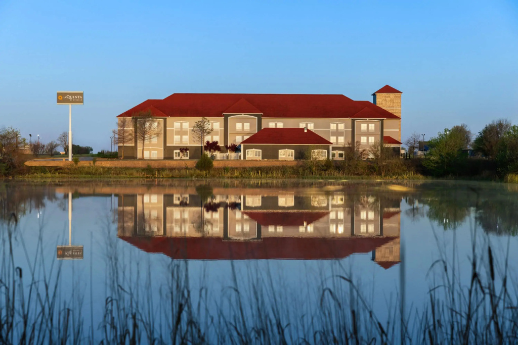 La Quinta Inn & Suites by Wyndham Shawnee - Général