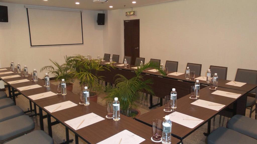 Lazenda Hotel