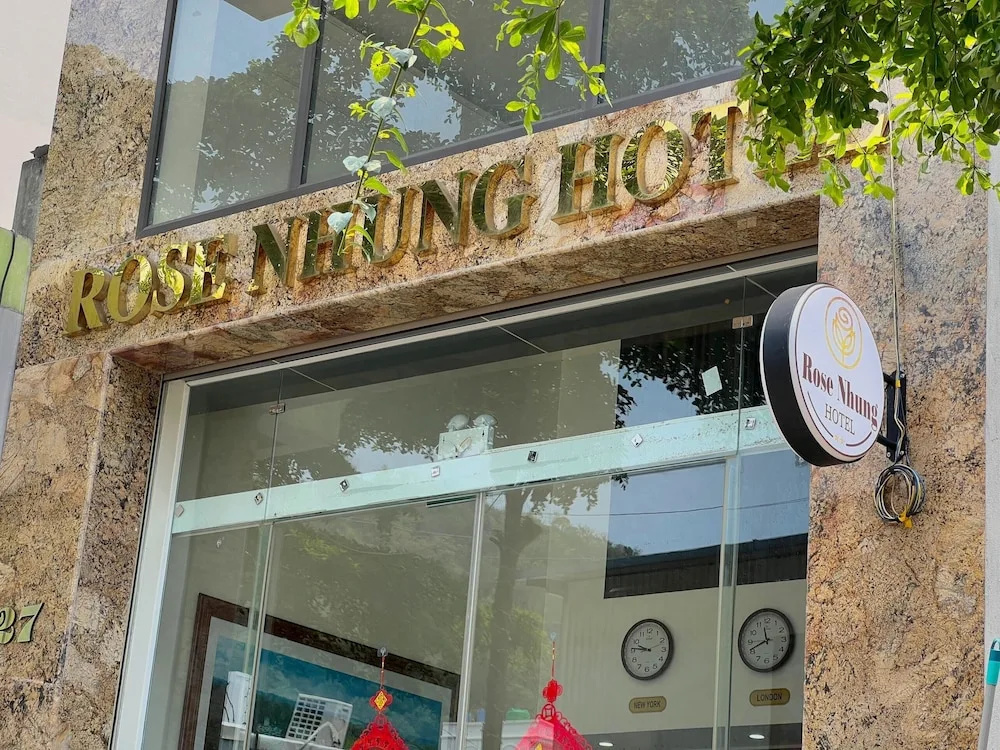 Rose Nhung Hotel Catba in Haiphong