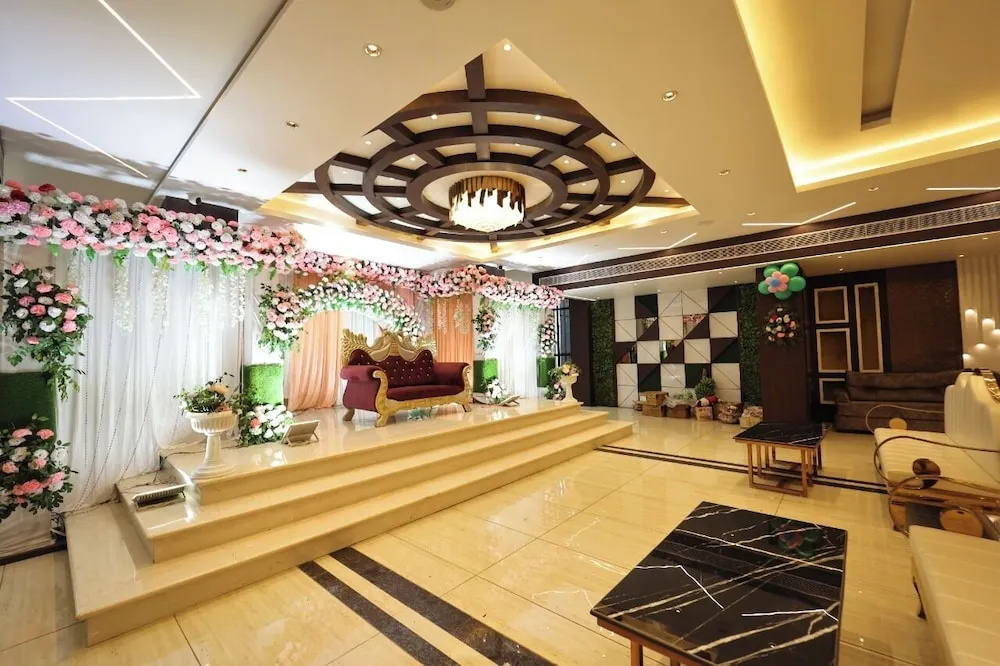 KS Square Hotel