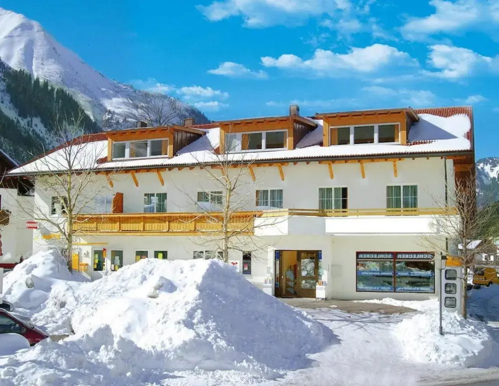 Apartment in Zugspitz Arena Near Cycle Path