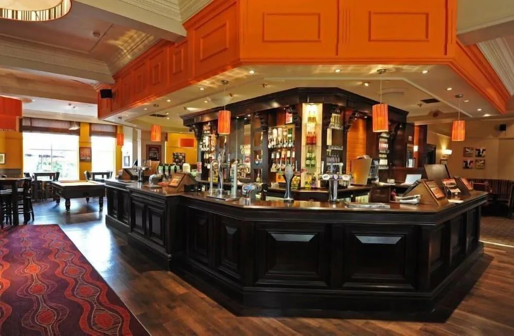 The Brentwood Hotel by Greene King Inns - Général