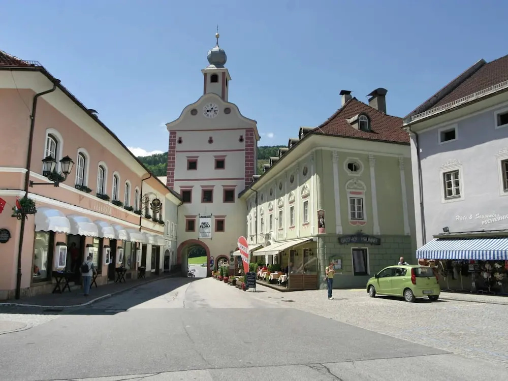 Historic Holiday Home in Gmünd near Cross Country Skiiing