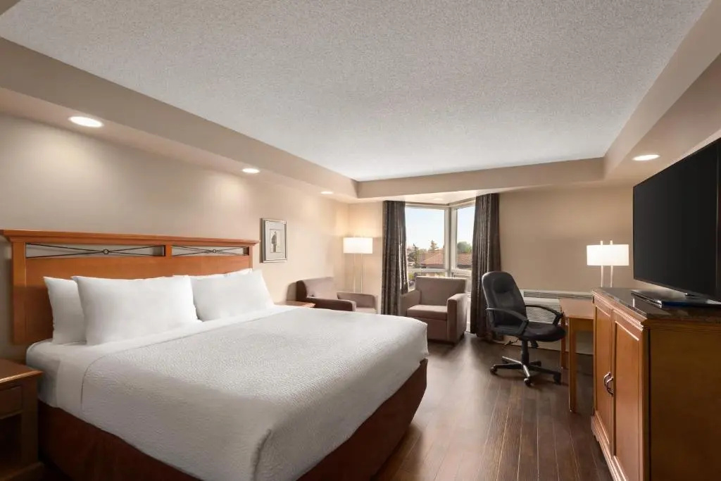 Double Club room (full double bed)