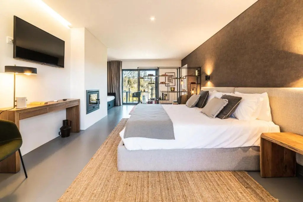 Standard Family room with garden view