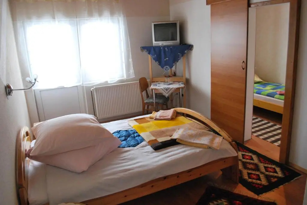 Pensiunea Alexandra - Chambres