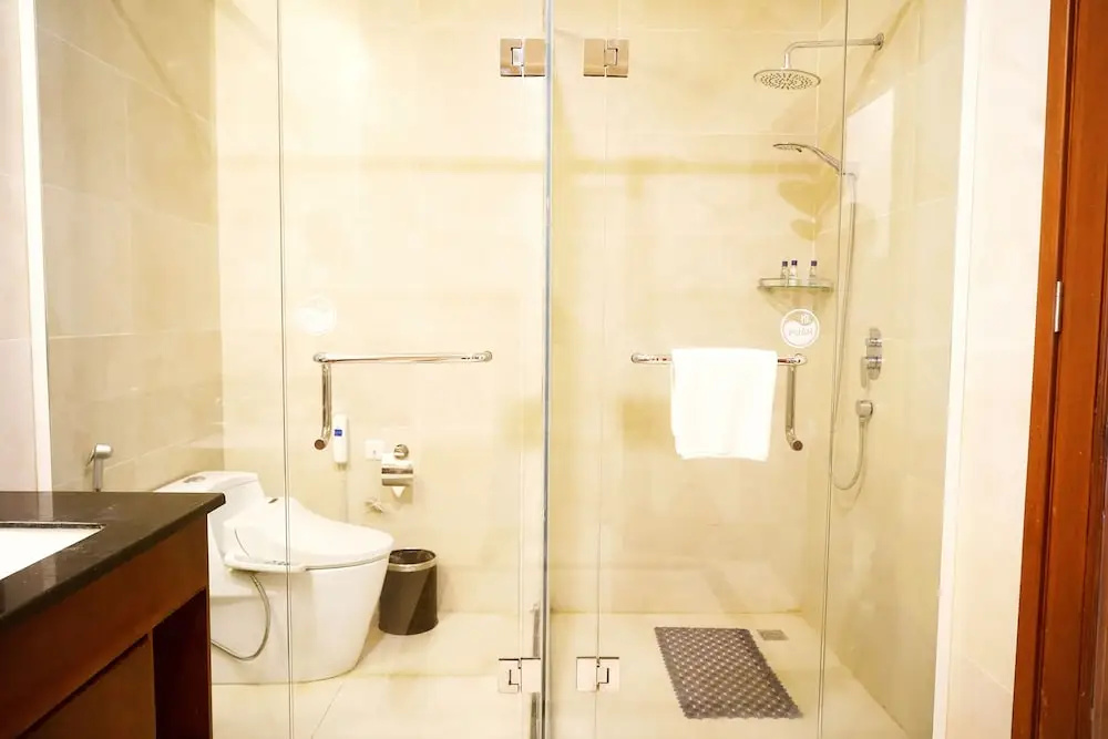 Deluxe Double room with garden view (full double bed)