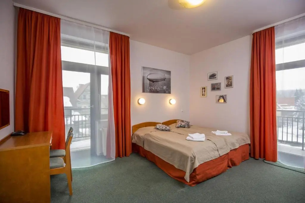 Standard Triple room with balcony