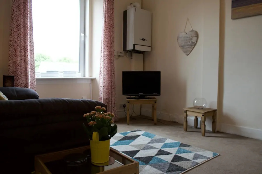 1 Bedroom Flat 15 Minutes From Edinburgh City Centre