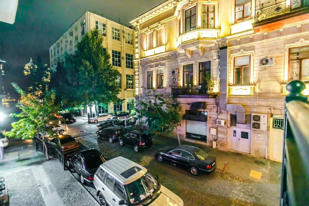 Luxury House in NIZAMI STREET
