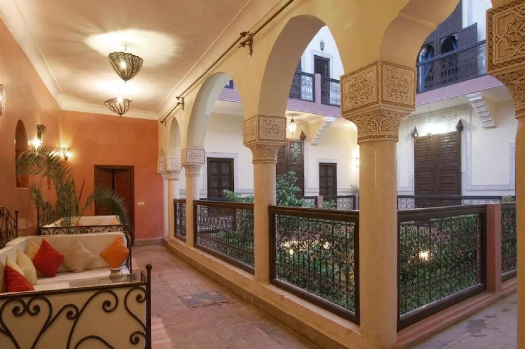 Hotel photo 2