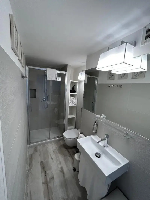 Double Apartment (full double bed)