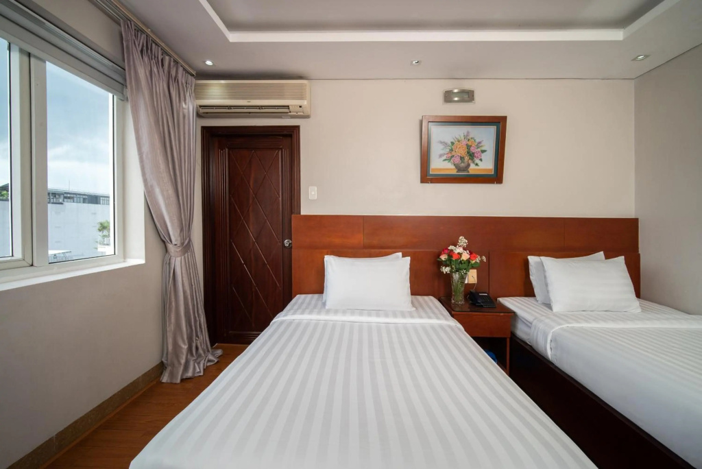 Van Ha Hotel — 3