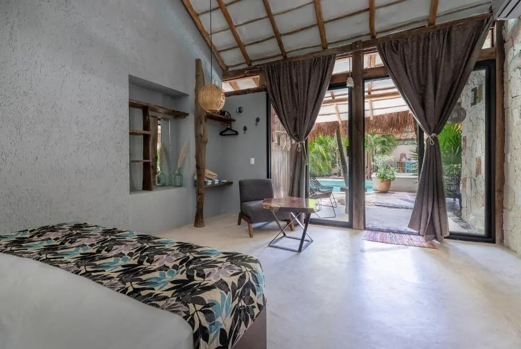 Deluxe Bungalow