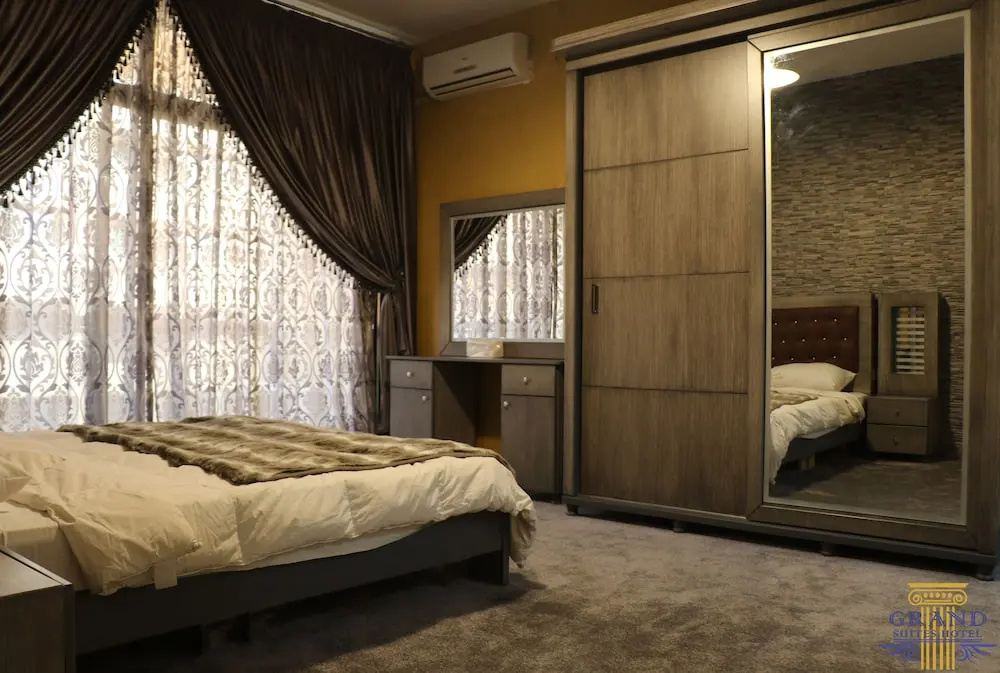 Grand Suites Hotel — 1