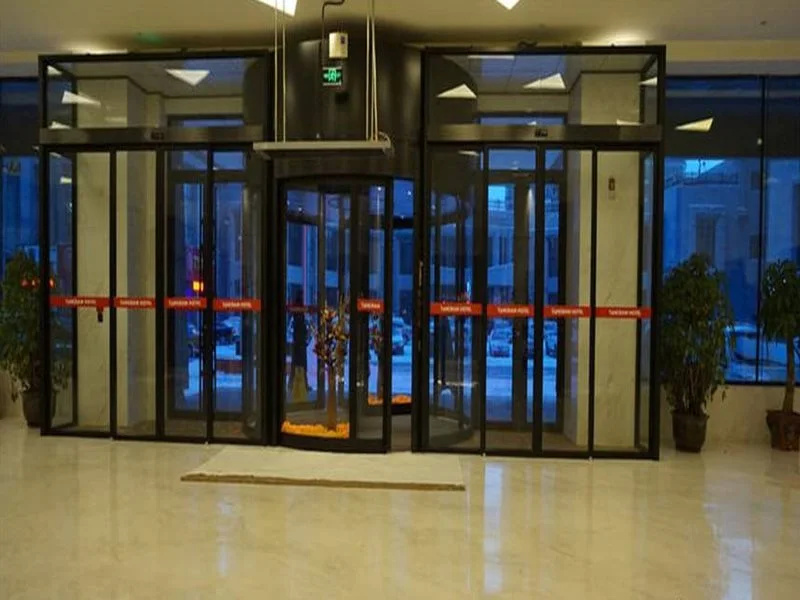 Lobby & Reception