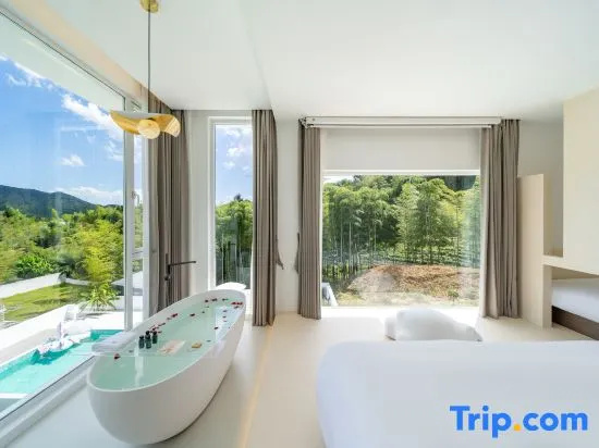 6 Bedrooms Standard room with mountain view