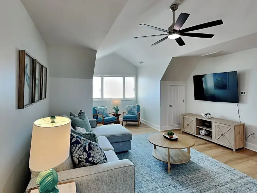 Pelican Landing by Topsail Realty