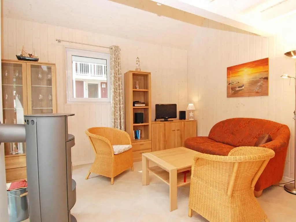 2 Bedrooms Cottage