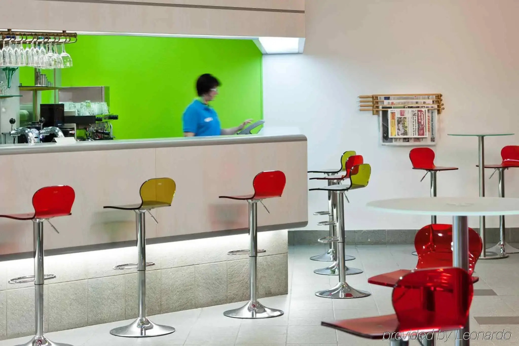 Ibis Styles Peronne Assevillers - Général