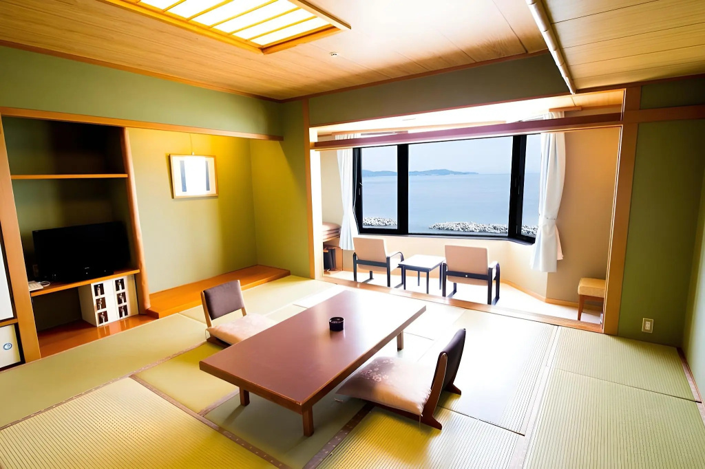 Naruto Grand Hotel Kaigetsu in Naruto
