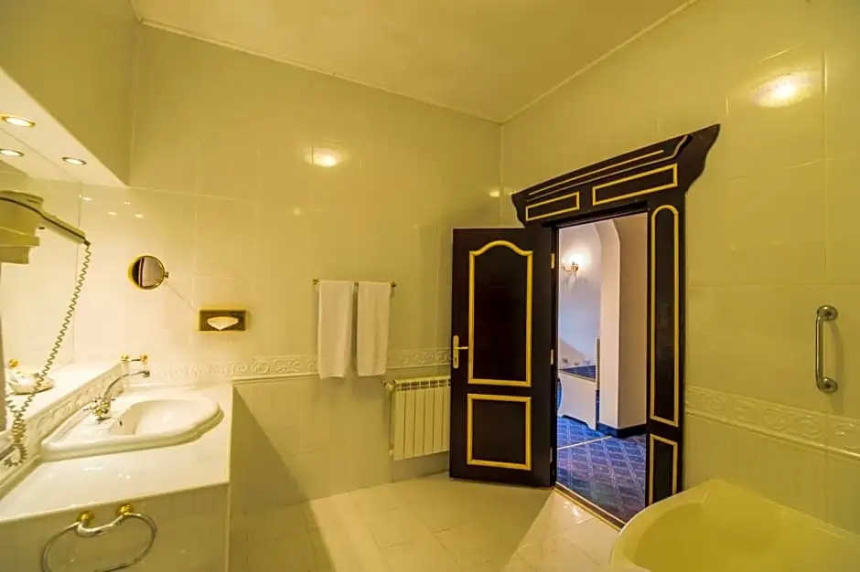 Hotel Aurelius Imparatul Romanilor - Chambres