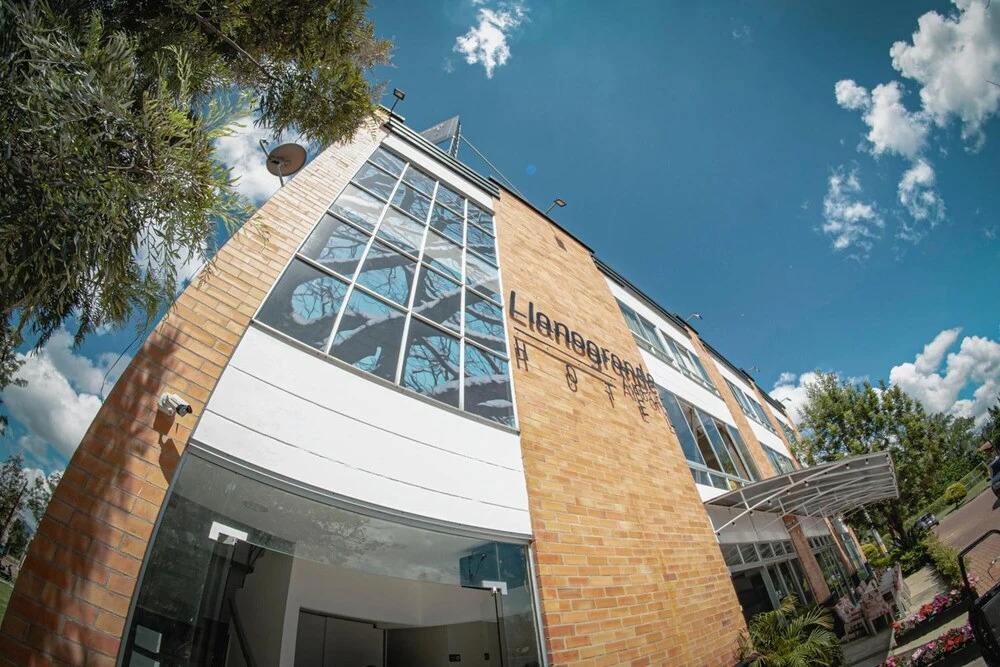 Hotel Llano Grande Airport